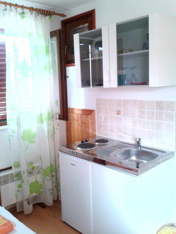 Dobra Apartments Trogir Chambre photo