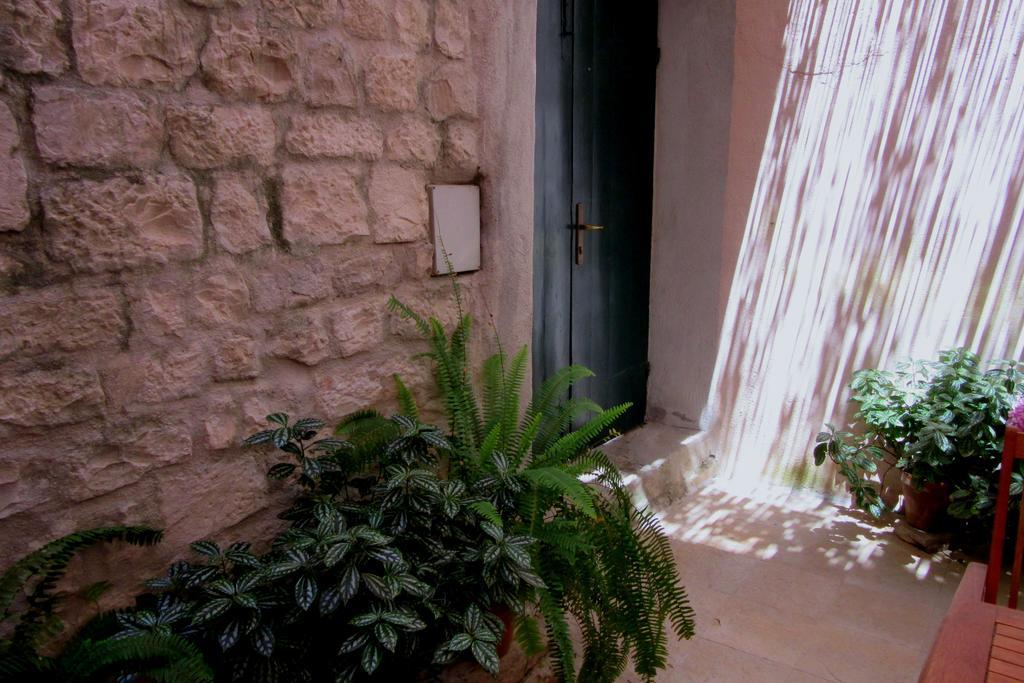 Dobra Apartments Trogir Extérieur photo